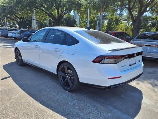 2025 Honda Accord Hybrid Base