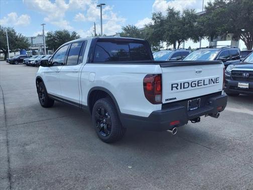 Platinum White Pearl 2026 Honda Ridgeline Black