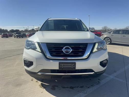 2019 Nissan Pathfinder Platinum