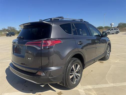 2018 Toyota RAV4 