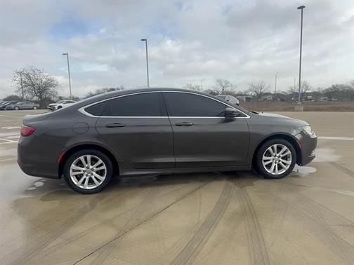 2016 Chrysler 200 S