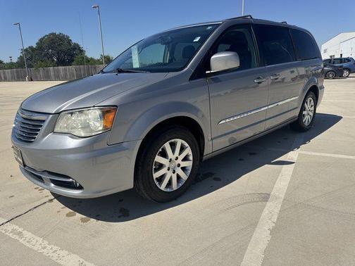 2014 Chrysler Town & Country Touring