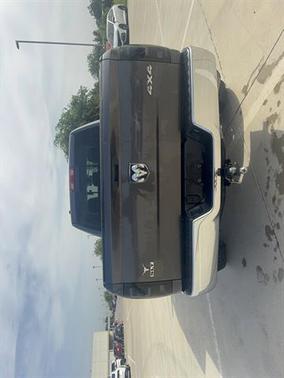2019 RAM 1500 SLT