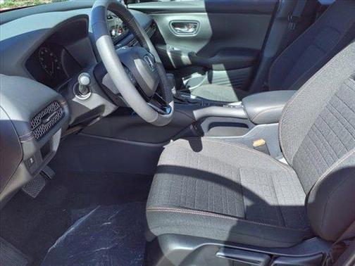 2025 Honda HR-V 2WD Sport