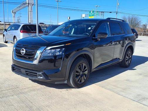 2024 Nissan Pathfinder SV FWD
