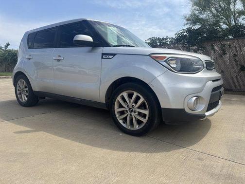 2017 Kia Soul +