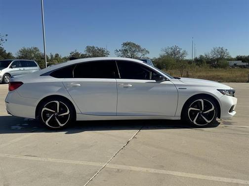 2022 Honda Accord Hybrid Base