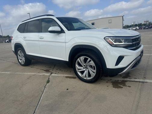 2023 Volkswagen Atlas 2.0T SE w/Technology
