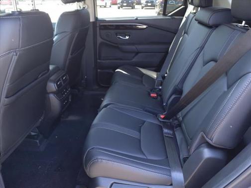 2025 Honda Pilot Touring 8-Passenger