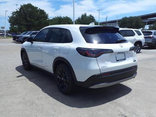 2025 Honda HR-V 2WD Sport