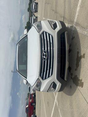 2016 Hyundai SANTA FE SE
