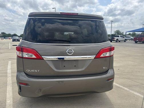 2015 Nissan Quest SL