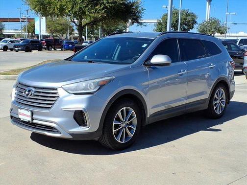 2017 Hyundai SANTA FE SE