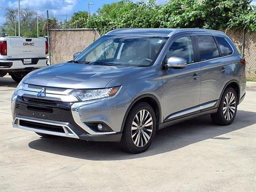 2020 Mitsubishi Outlander SEL