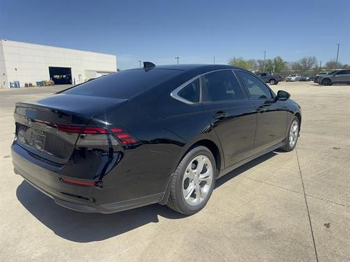 2023 Honda Accord LX 1.5T