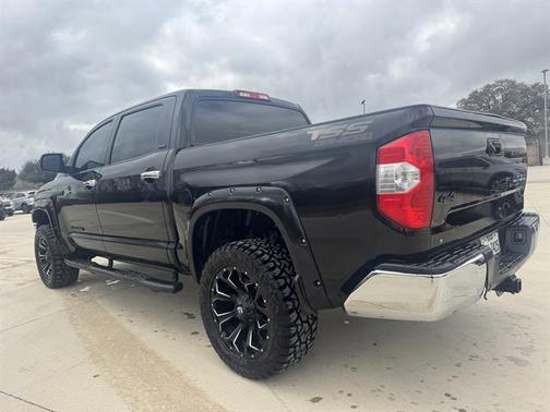 2018 Toyota Tundra SR5