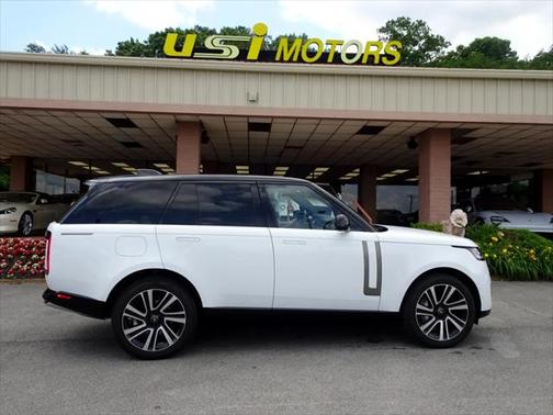 2023 Land Rover Range Rover P400 SE