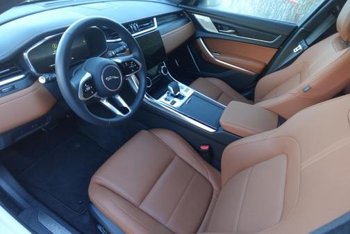 2024 Jaguar XF R-Dynamic SE P250 AWD Automatic