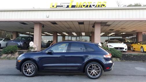 2022 Porsche Macan Base