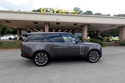 2023 Land Rover Range Rover P530 SE