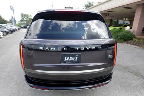 2023 Land Rover Range Rover P530 SE