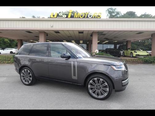 2023 Land Rover Range Rover P530 SE