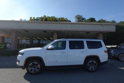 2022 Jeep Wagoneer Series III 4x2