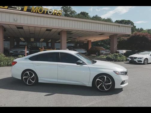 Platinum White Pearl 2022 Honda Accord Sport 1.5T
