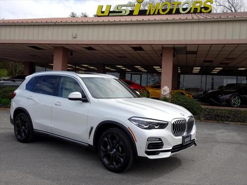 White 2019 BMW X5 xDrive40i