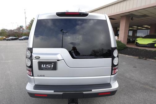 2016 Land Rover LR4 Base