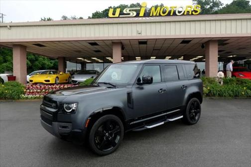 2023 Land Rover Defender 110 V8