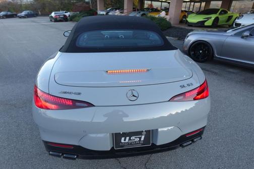 2022 Mercedes-Benz AMG SL 63 Base
