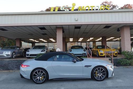 2022 Mercedes-Benz AMG SL 63 Base