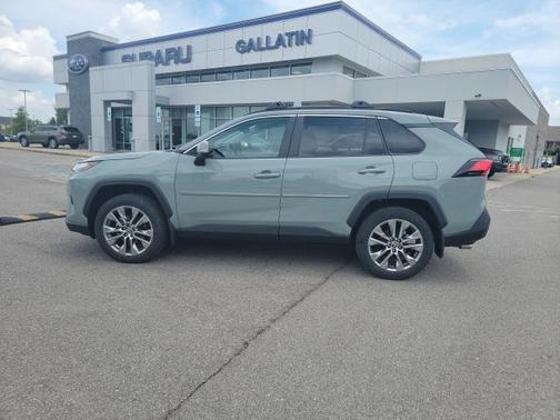 2023 Toyota RAV4 XLE Premium
