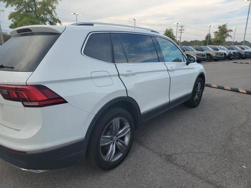 2020 Volkswagen Tiguan 2.0T SEL