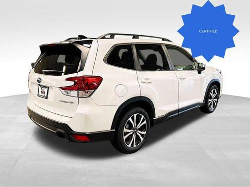 Crystal White Pearl 2024 Subaru Forester Limited