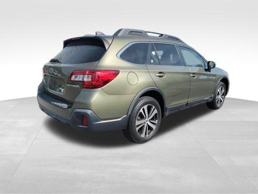 Wilderness Green Metallic 2019 Subaru Outback 2.5i Limited