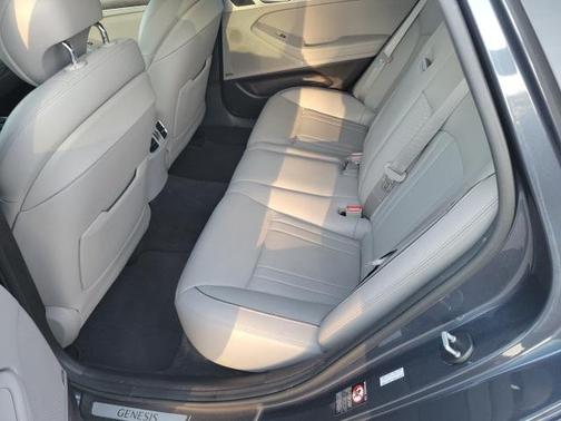 2017 Genesis G80 3.8