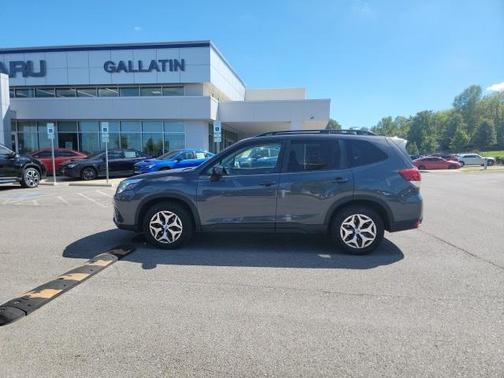 2022 Subaru Forester Premium