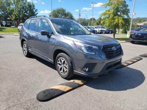 2022 Subaru Forester Premium