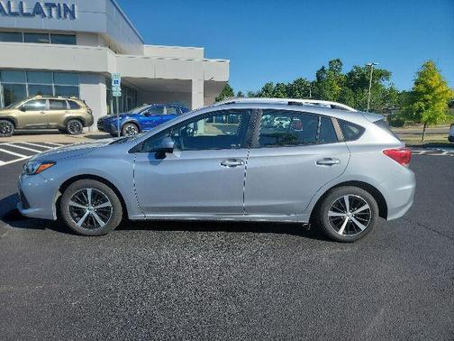 Ice Silver Metallic 2023 Subaru Impreza Premium