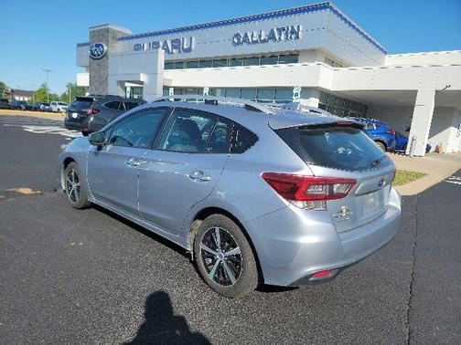 Ice Silver Metallic 2023 Subaru Impreza Premium