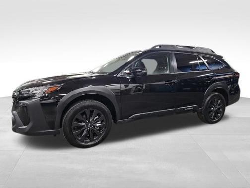 Crystal Black Silica 2023 Subaru Outback Onyx Edition