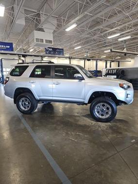2024 Toyota 4Runner TRD Off Road Premium