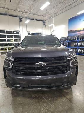 2023 Chevrolet Suburban RST