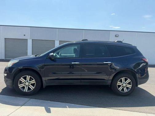 Velvet 2017 Chevrolet Traverse LS