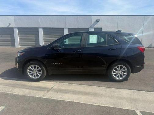 Velvet 2017 Chevrolet Equinox LS