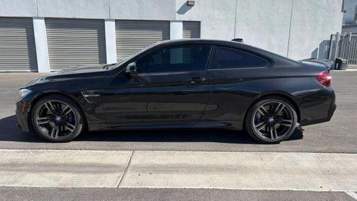 Black Sapphire Metallic 2016 BMW M4 Base