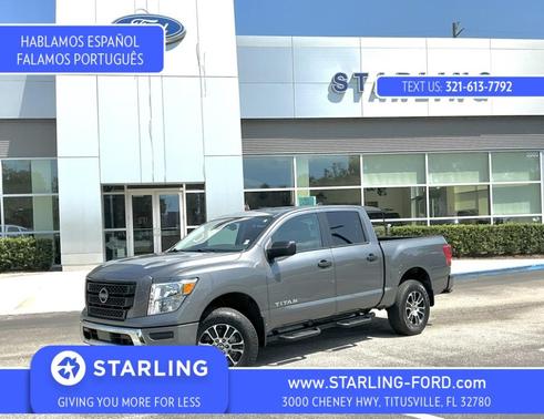 2023 Nissan Titan SV