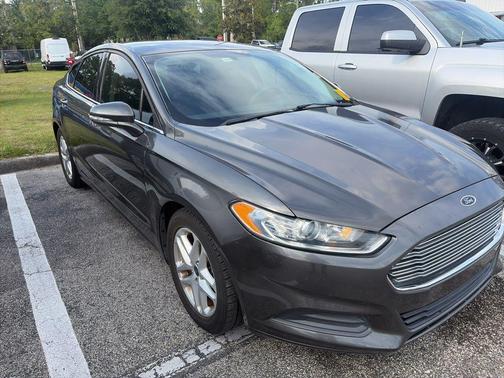Magnetic 2016 Ford Fusion SE